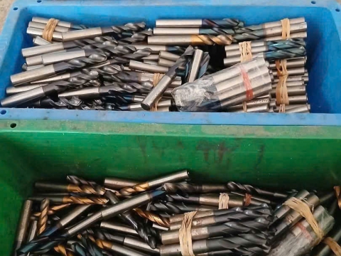 Thu Mua Hợp Kim Cũ Giá Cao Tại Miền Bắc - Tận Nơi, Uy Tín